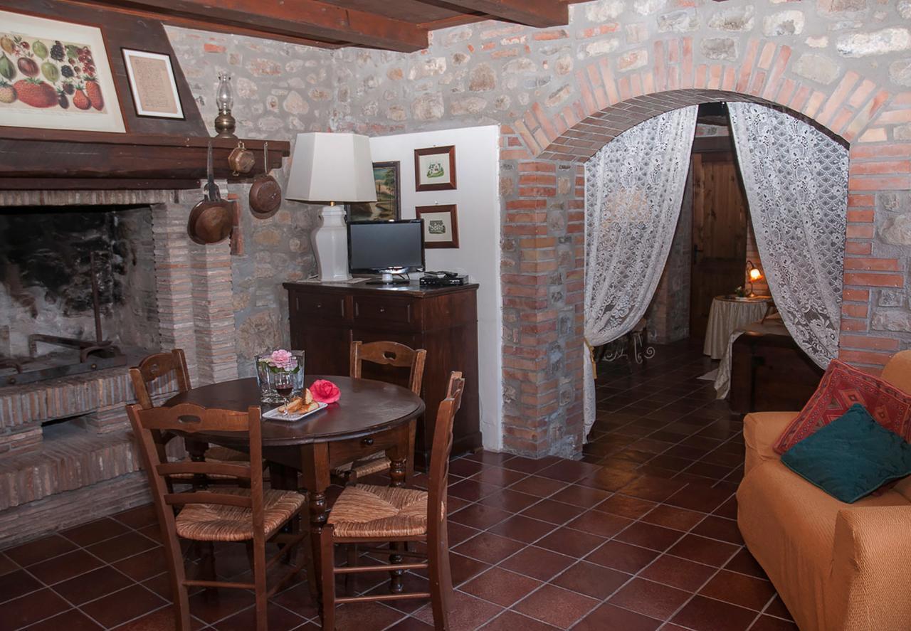 Penzion Il Poggiolo Di Parrano Exteriér fotografie